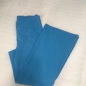 ✔️Member’s Mark Ladies Pretty Blue Flared Pants 💙.